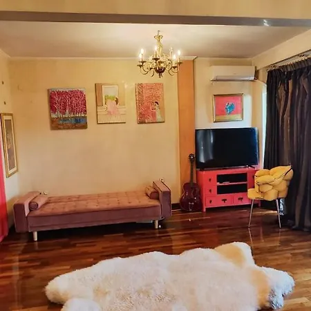 Aurea Residenza Mitropoleos Апартаменты *